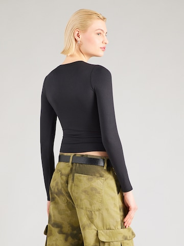 Tricou de la HOLLISTER pe negru