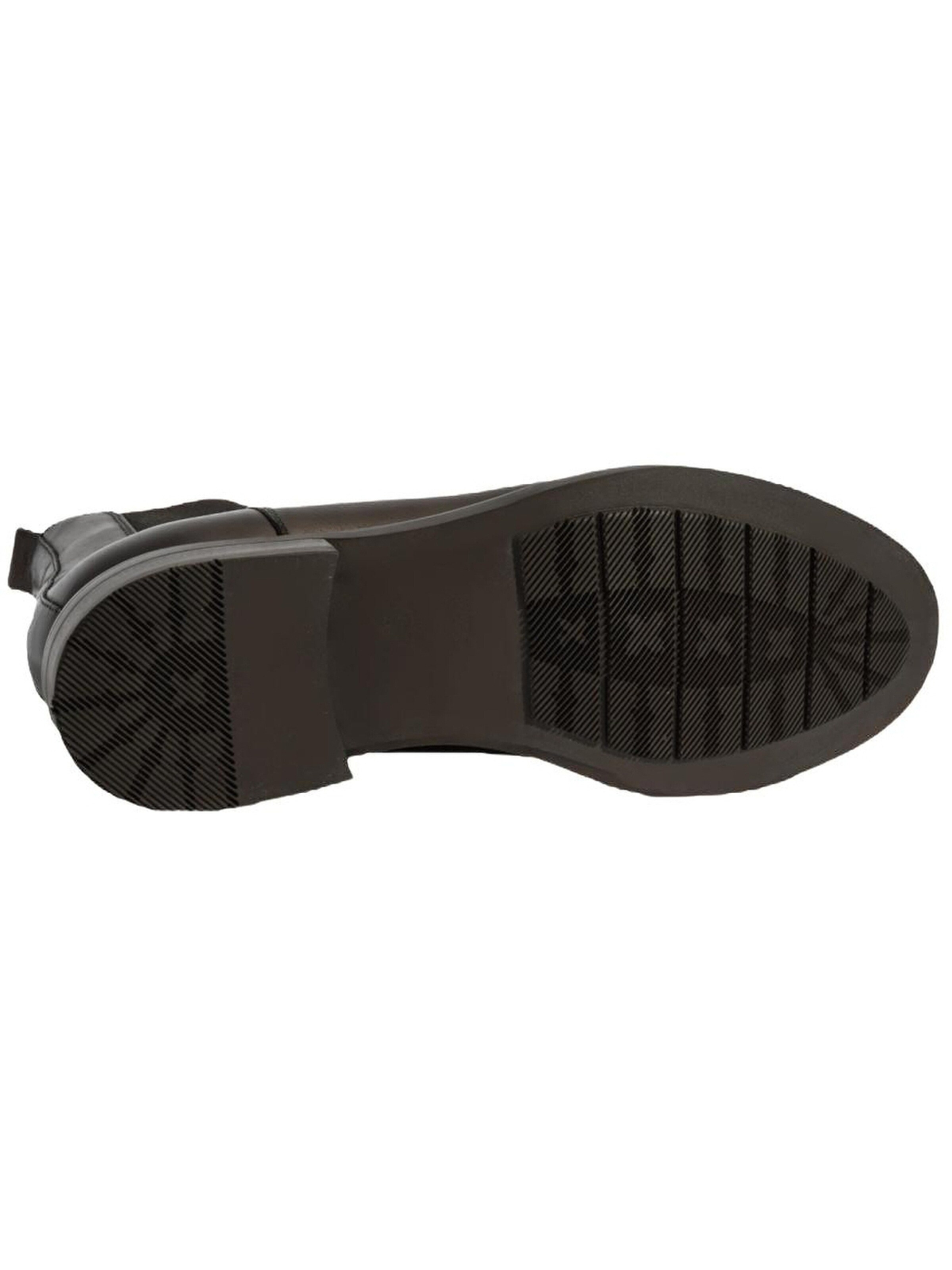 Desa Boots in Brown