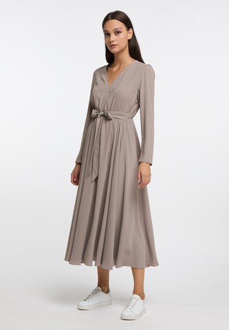 RISA Dress in Beige: front