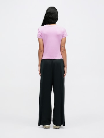 Nike Sportswear Bő szár Nadrág - fekete