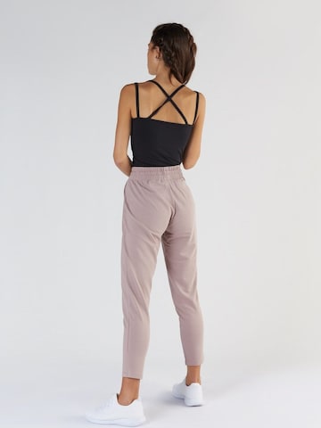 True North Tapered Pants 'Jogging Pants' in Purple