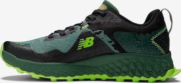 new balance - Zapatillas de running 'Hierro' en verde: frente