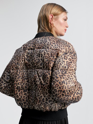 Giacca di mezza stagione di Lola Casademunt in marrone