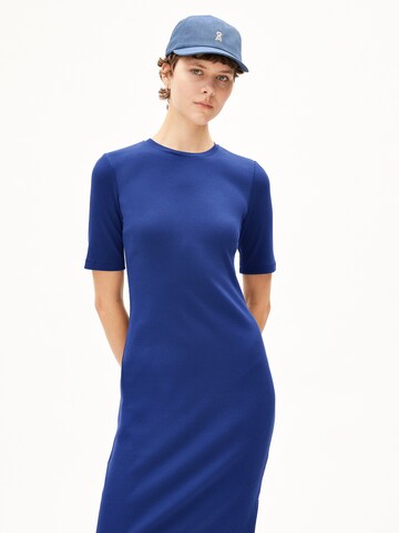 ARMEDANGELS Jurk in Blauw: voorkant