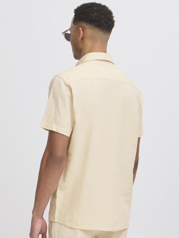 Coupe regular Chemise 'IDMonk' INDICODE JEANS en beige