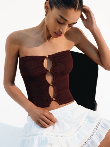 Tops en tricot Bershka en marron : devant