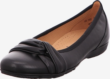 Balerini de la GABOR pe negru: față