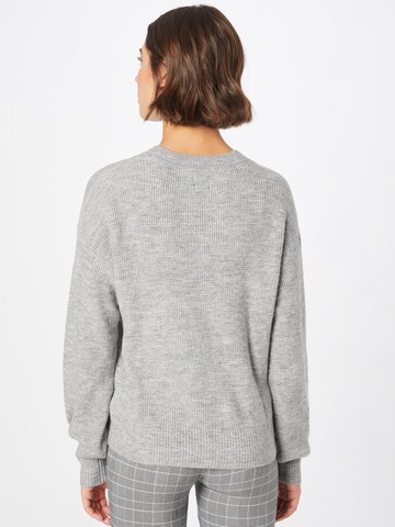 GAP Sweater in Grey