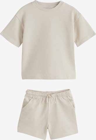 Next Set in Beige: Vorderseite