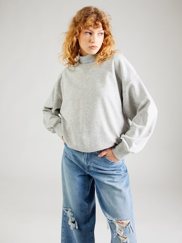 ONLYSweater majica 'BELLA' - siva boja: prednji dio