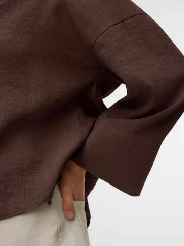 VERO MODA Blouse 'VMDoris' in Bruin