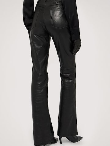évasé Pantalon Trussardi en noir