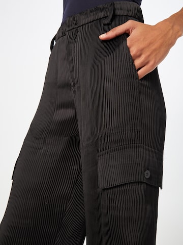 Regular Pantalon cargo JNBY en noir