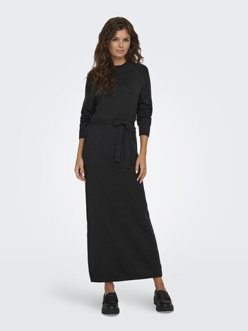 Robe 'LEVA' ONLY en noir : devant