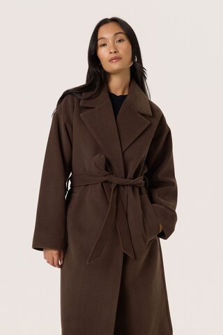 SOAKED IN LUXURY Between-season jacket 'SLRubie' in Brown: front