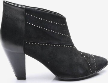 Anine Bing Dress Boots in 38 in Black: front
