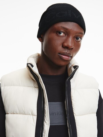 Calvin Klein Mössa i svart: framsida