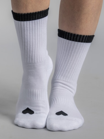 Dirts Socks 'Coração Socks' in White: front