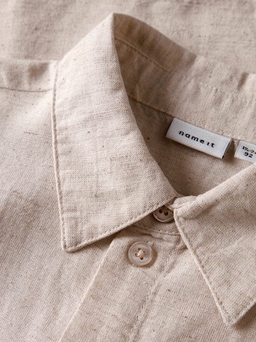 Coupe regular Chemise 'NMMFaher' NAME IT en beige