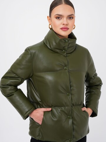 FRESHLIONS Winterjacke 'Olena' in Grün