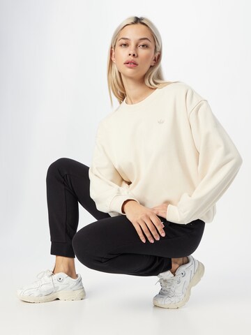 ADIDAS ORIGINALS Sweatshirt 'Premium Essentials ' in Wit