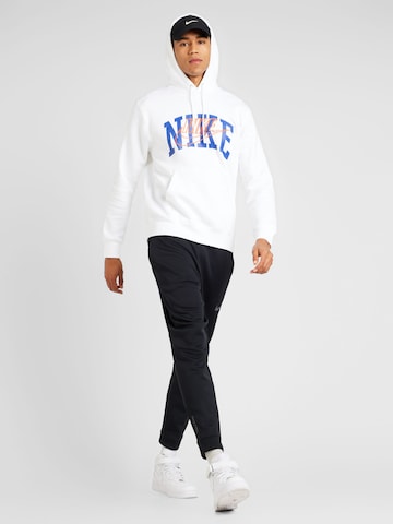 Sweat-shirt 'CLUB' Nike Sportswear en blanc