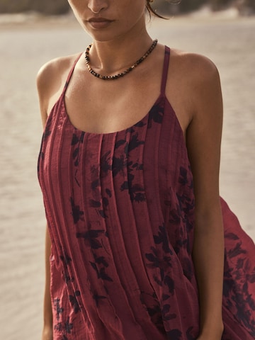 Next Zomerjurk in Bruin