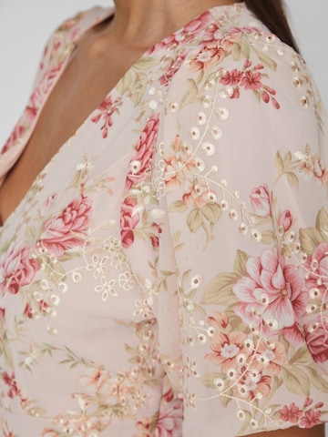 Robe 'Lemony' VILA en rose