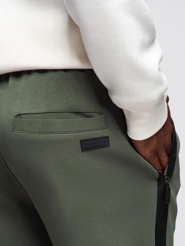 Effilé Pantalon Ombre en vert