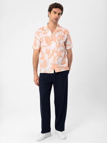 Regular fit Camicia di Antioch in arancione