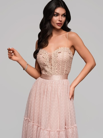 Ombre Stickad klänning i beige