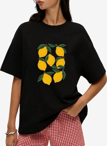 GORHEY Shirt in Black: front