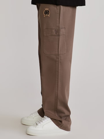 SikSilk Baggy Cargo trousers in Beige