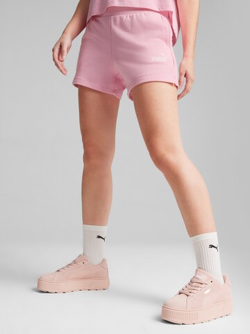PUMA Обычный Спортивные штаны 'ESS 4' в Ярко-розовый: спереди