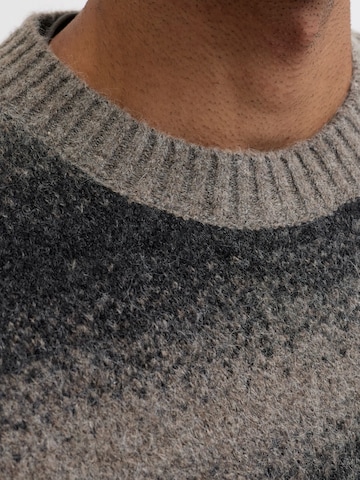 JACK & JONES Pullover '12286239'‌ in Braun