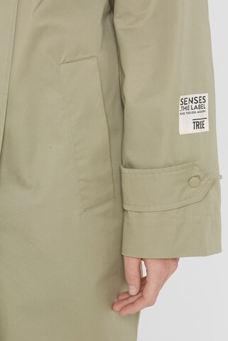 SENSES.THE LABEL Between-Seasons Coat 'On:ta' in Green