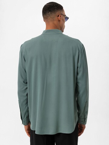 Antioch - Ajuste regular Camisa en verde