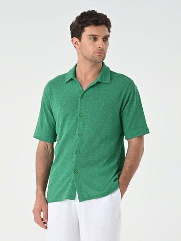 Antioch - Ajuste regular Camisa en verde: frente