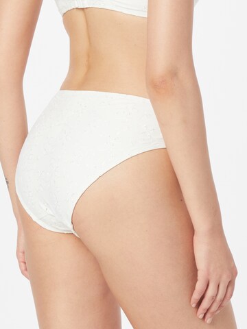 Pantaloncini per bikini 'Broderie' di Hunkemöller in bianco