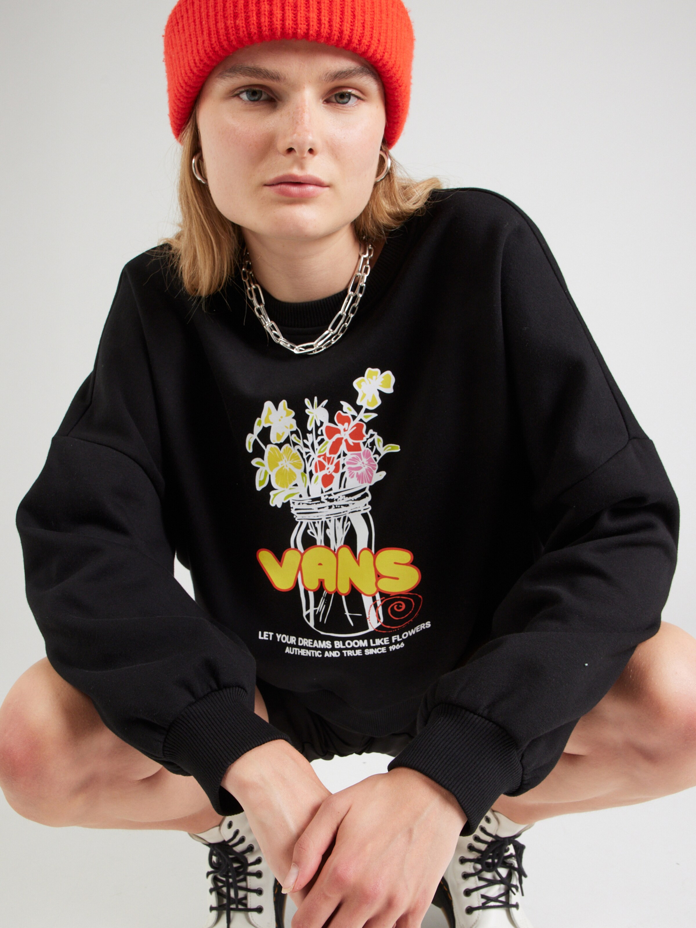 Snoopy vans sweatshirt deals