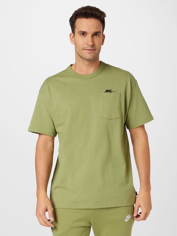 T-Shirt Nike Sportswear en vert : devant