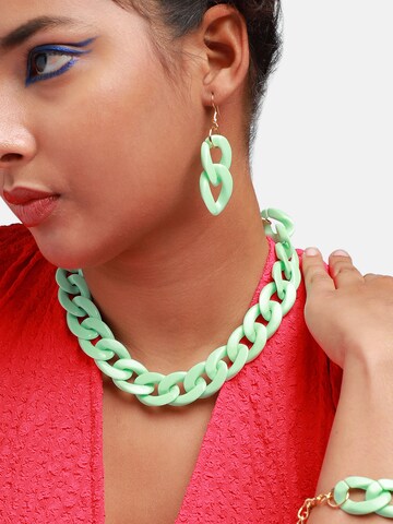 SOHI Jewelry Set in Green: front