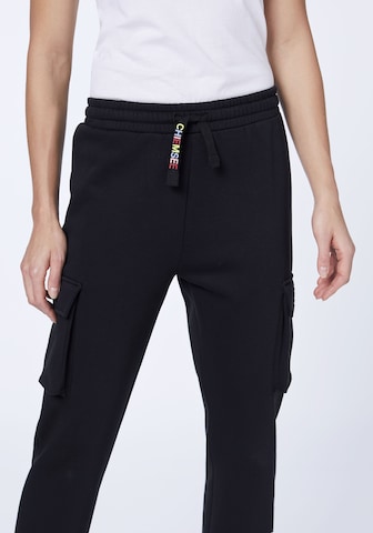 CHIEMSEE Tapered Cargo Pants in Black