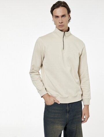 Koton Sweatshirt in Weiß: Vorderseite