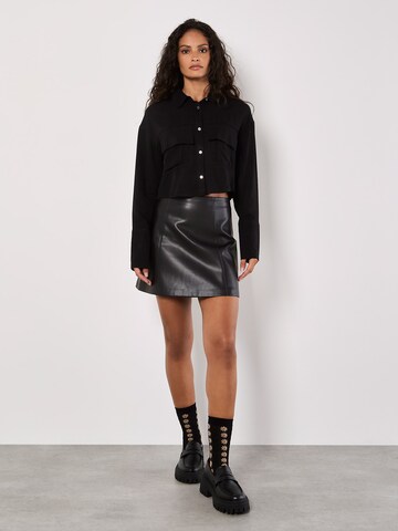 Apricot Blouse ' ' in Black