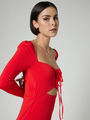 A LOT LESS Dress 'Eliza' in Red