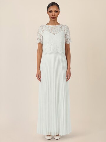 APART Kleid in Beige: Vorderseite