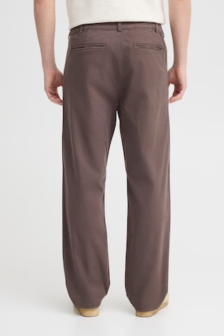 Casual Friday - Loosefit Pantalón chino ' CFBuchan ' en marrón