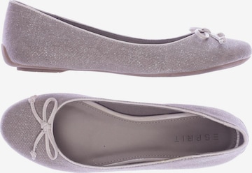 ESPRIT Flats & Loafers in 40 in Beige: front