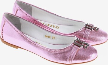 Galliano Flats & Loafers in 38 in Pink: front